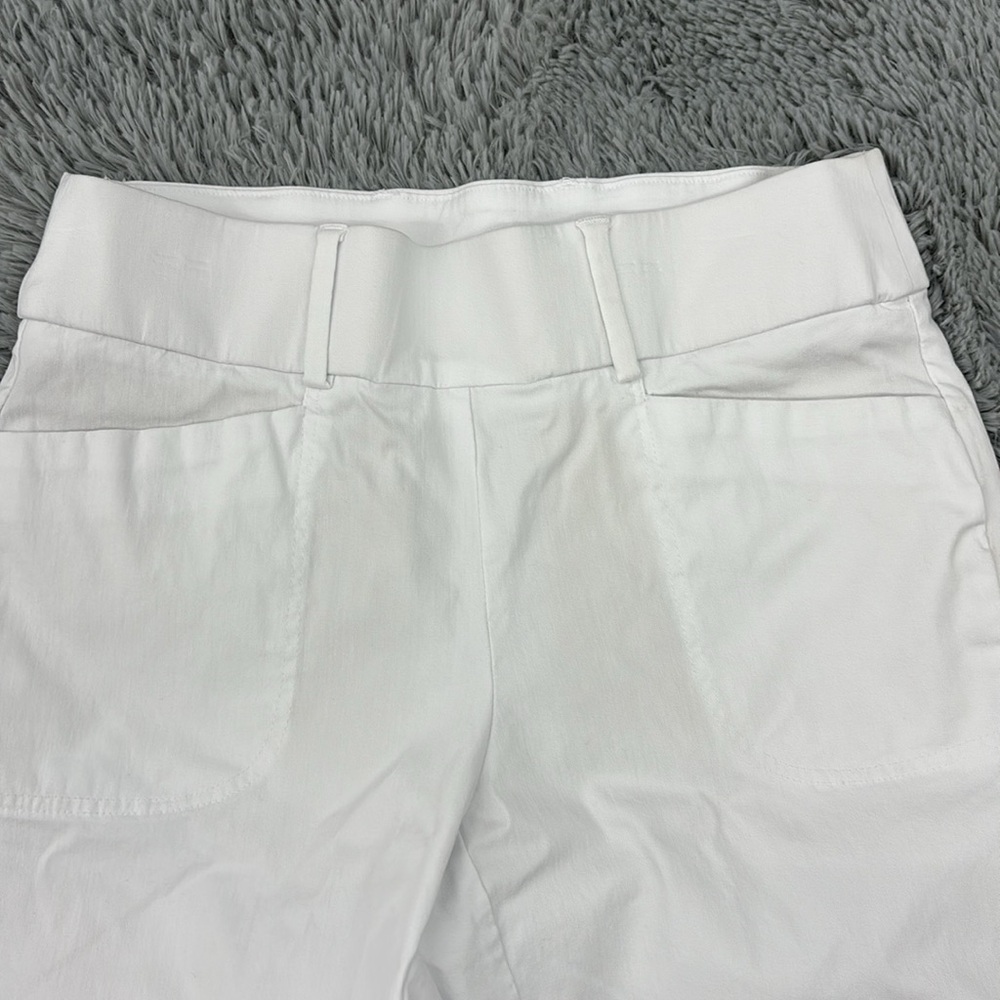 Callaway White Flat Front Shorts Crisp Viscose Blend Elastic Waist Golf Womens M - Picture 13 of 16
